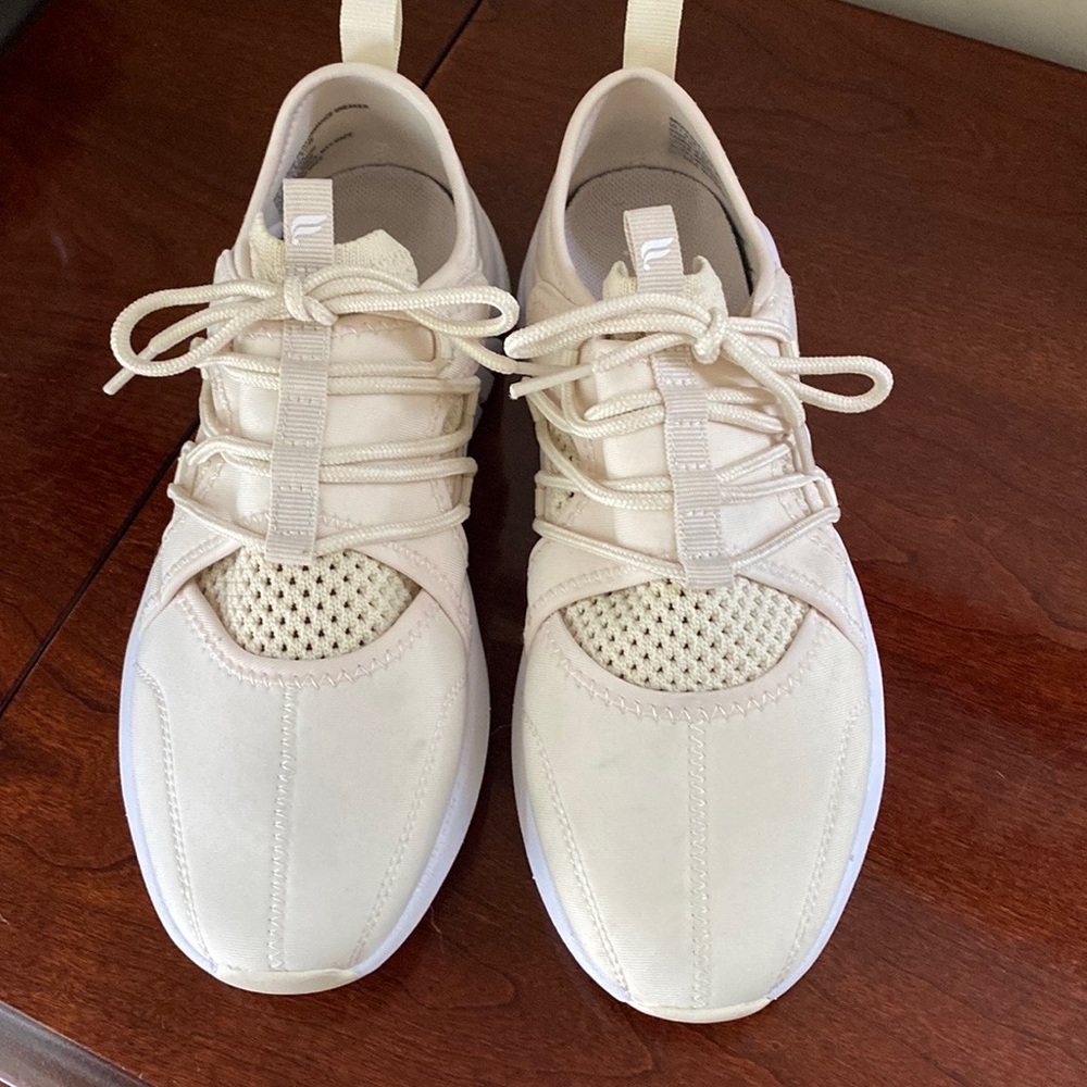 Fabletics Brookside Performance Cream Tie Up Snea… - image 2